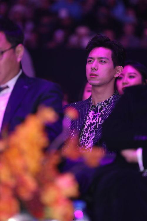 吃瓜群众李兰迪图片高清,吃瓜群众直呼惊艳